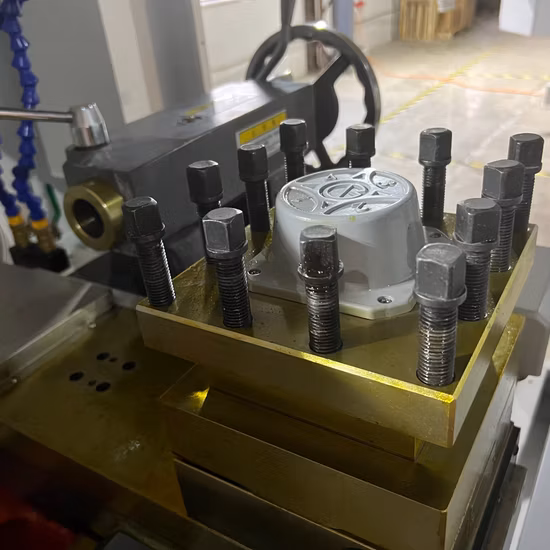 Tischdrehmaschine Ck6140 Mini-Drehmaschine Metallmaschine Kleine Drehmaschine